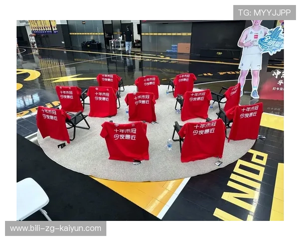 世界羽联超级赛中国站引发本土球迷观赛热潮 世界羽联超级赛中国站引发本土球迷观赛热潮